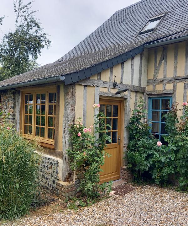 porte et fenetre bois et bleu